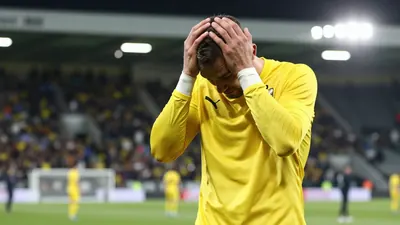 BK Häcken lost 3-1 to Västerås after a disastrous eight minutes where they conceded two goals and had a player sent off
