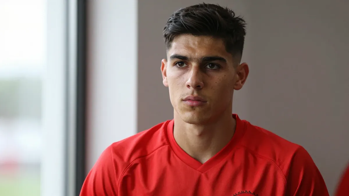 BK Häcken har lånat ut 22-årige Sanders Ngabo till danska Lyngby Boldklub fram till sommaren 2027, enligt fotbollskanalen.se